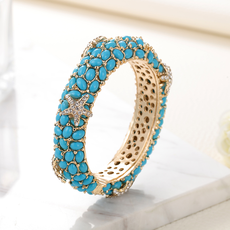 Sally's Paradise Christmas gif - Paradise Jewelry & Watches Llc Miami Photos 评论和价格