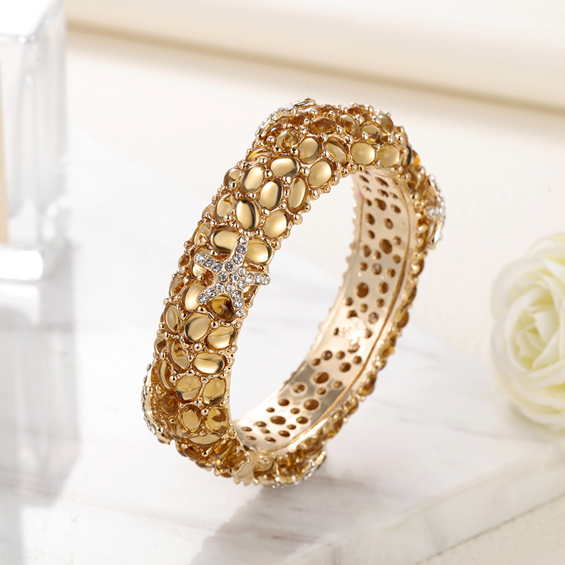 Sally's Paradise Christmas gif - Paradise Jewelry & Watches Llc Miami Photos 评论和价格