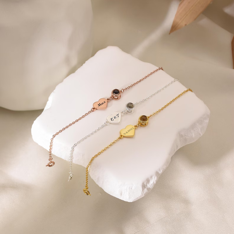 Custom Name Bracelet with Phot - Rose Gold Bracelet 评论和价格