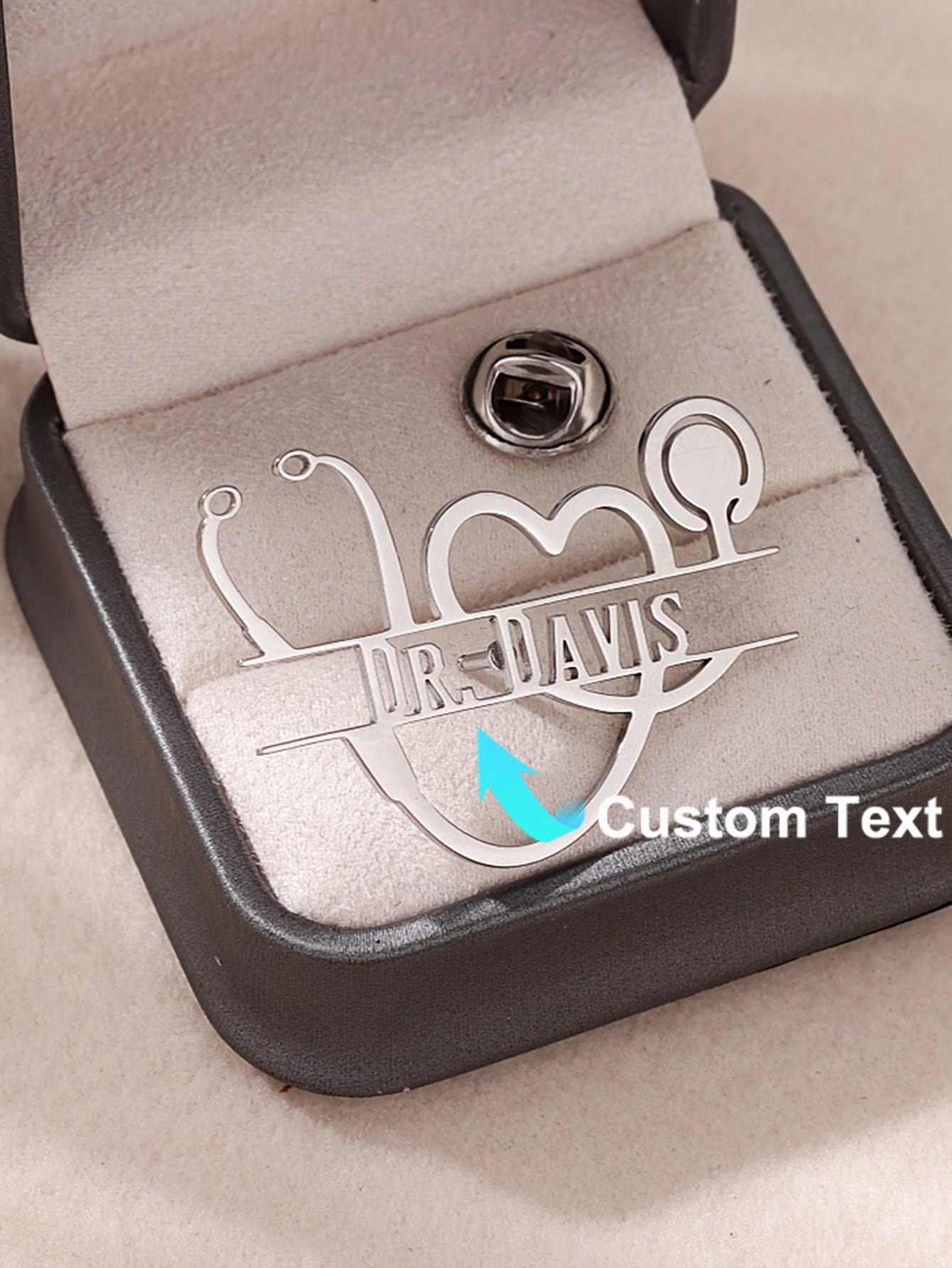 Personalized Vintage Stethosco - Vintage Brooch Pin 评论和价格